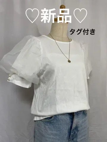 새상품 택 포함 화이트 퍼프 슬리브 티셔츠 사이즈 M-L