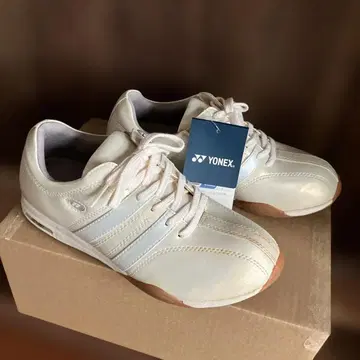 신품 YONEX 파워 쿠션 LC32N 워킹 슈즈