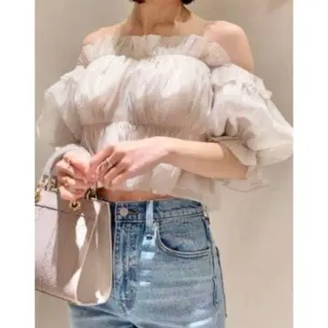 Snidel 스나이델 볼륨 개더 프릴 오프숄더 블라우스