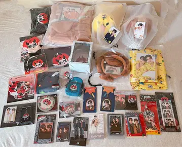 GMMTV PerthSanta 굿즈