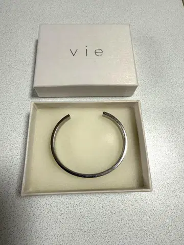 vie ss 실버 스테인리스 스틸 브레이슬릿