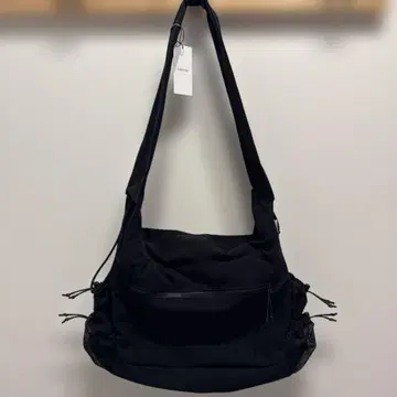 CLESSTE 크레스트 소프트쉘 애슬레틱 백 블랙 F