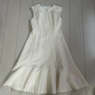 레네 Rene 무릎 길이 원피스