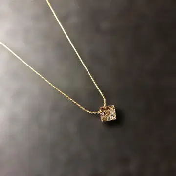 [ SALE ] ELLE 골드 디자인 목걸이