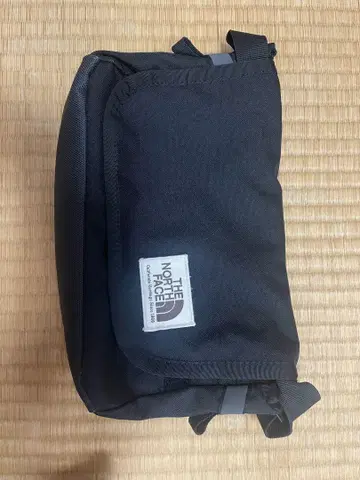 더 노스페이스 숄더 포치 블랙