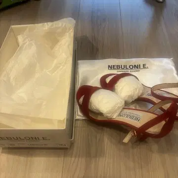 NEBULONI E 빨간색 샌들 36.5