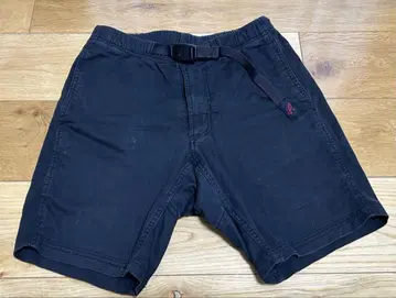 그라미치 블랙 숏팬츠 S