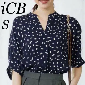 iCB [ 워셔블 ] 키넥 블라우스 네이비 변형 도트 프린트 861