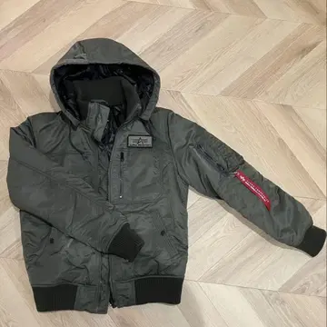 ALPHA INDUSTRIES 플라이트 후드 재킷 M