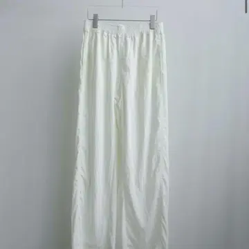 안우케 샴브레이 러프 팬츠 아이보리