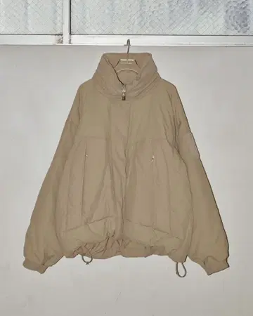 오늘의 몬스터 다운 재킷