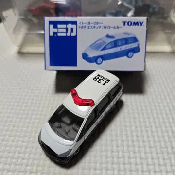 토미카 에스티마 경찰차