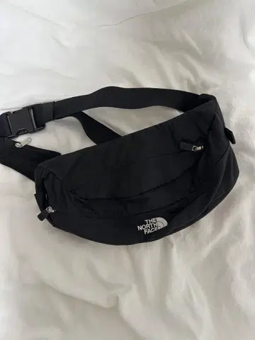 더 노스페이스 보디백 블랙