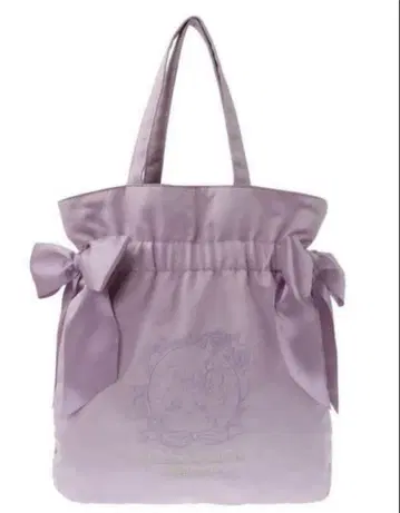 Maison de FLEUR 메종 드 플뢰르 치이카와 콜라보 모몽가