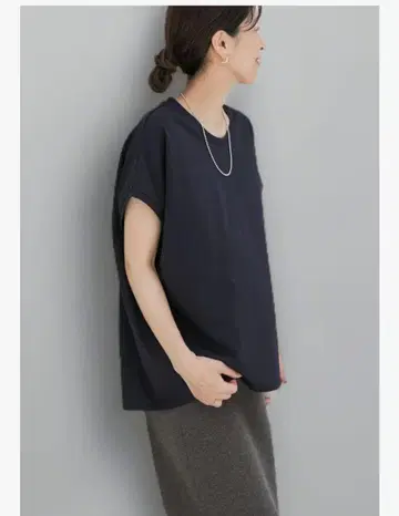 새상품 어반 리서치 도어즈 티셔츠 네이비 M