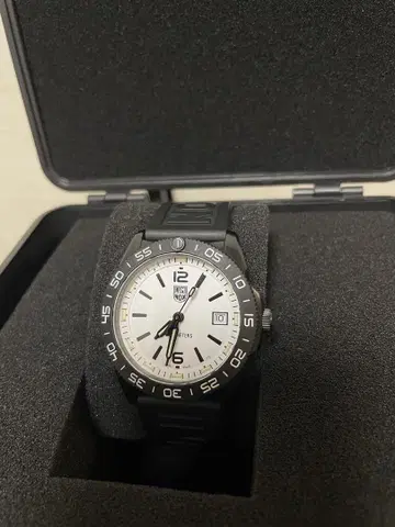 루미녹스 퍼시픽 다이버 LUMINOX PACIFIC 3127M 새상품급