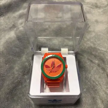adidas 오렌지 그린 시계
