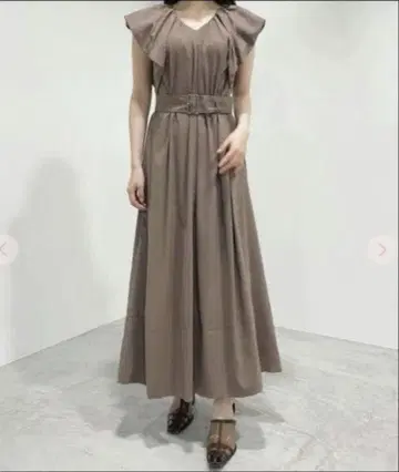 코코딜 2웨이 벨트 장식 탭 프릴 원피스