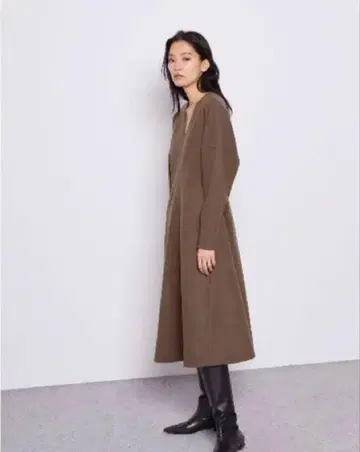 브라운 롱 원피스 V넥 긴팔