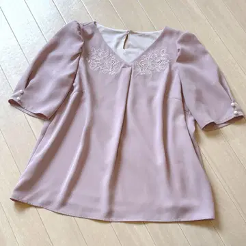 레 파세 LAISSE PASSE 앞면 자수 블라우스 핑크