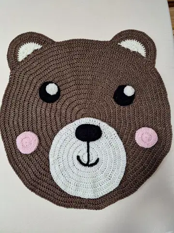 손뜨개질 곰 얼굴 모양 담요