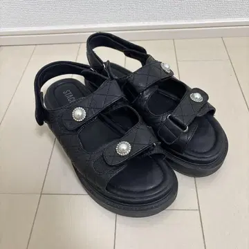 스타카토 샌들 펄 비쥬