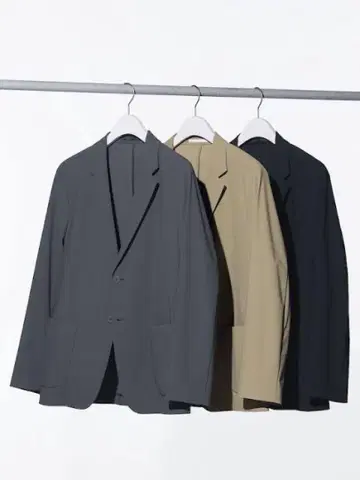 유니클로 울트라 스트레치 자켓