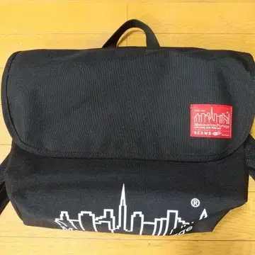 미품 Manhattan Portage BEAMS 콜라보 블랙 백팩