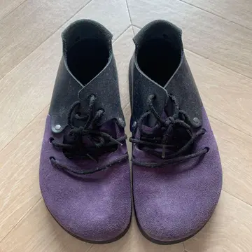 BIRKENSTOCK 보라색 & 검정 몬타나 40 사이즈