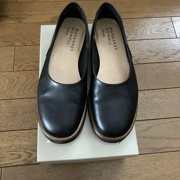 마가렛호웰 블랙 슬립온 23.5cm 2885