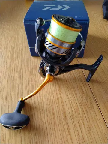 Daiwa REVROS LT 4000-CH (중고)