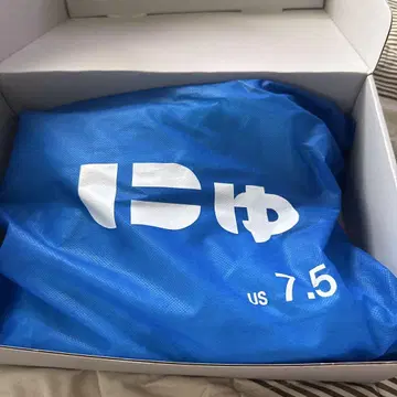 화이트/네이비/레드 스니커즈 US 7.5