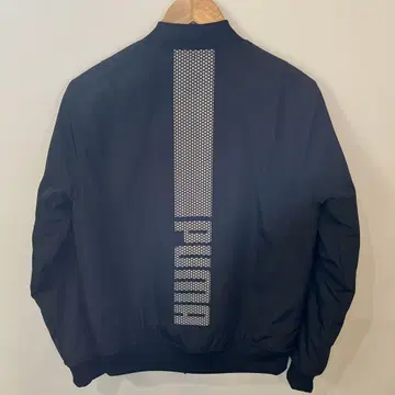 PUMA 블랙 자켓 S 사이즈