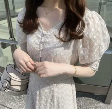 archives 펄 자수 절개 원피스