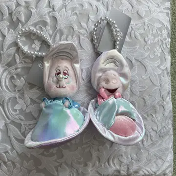 영 오이스터 봉제 인형 키링 키체인 두 개 세트 새상품