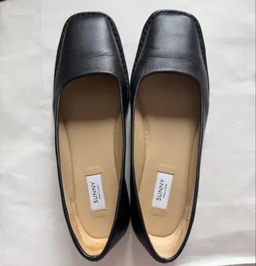PELLICO SUNNY 블랙 스퀘어 토 로퍼