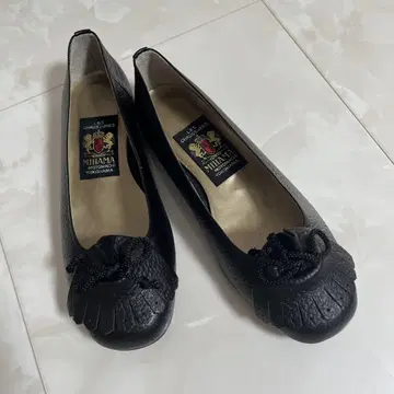 MIHAMA/미하마 플랫슈즈 블랙 엠보 23cm