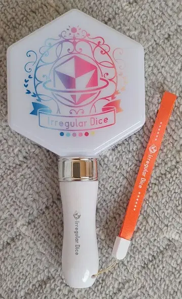 이레귤러 다이스 응원봉