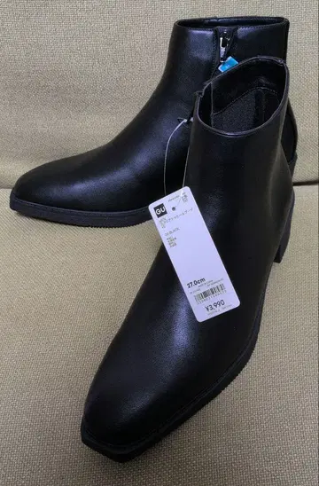 [GU] 스퀘어토 힐 인조 가죽 부츠 Size 27.0cm