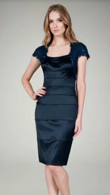 TADASHI SHOJI 타다시 쇼지 소매 있는 무릎 기장 원피스 블랙