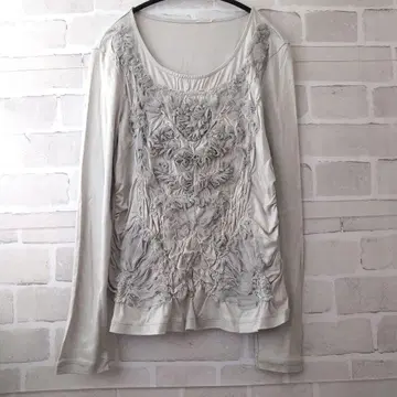 PINORE 피노레 그레이 디자인 티셔츠 Size 38
