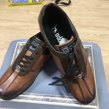 [가을 여행 미사용] adabat 브라운 가죽 스니커즈 25.5cm