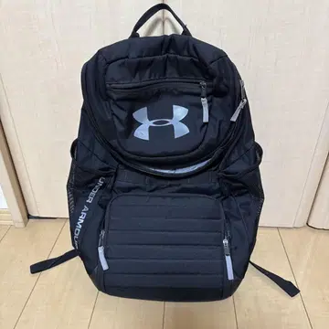 Under Armour 블랙 백팩