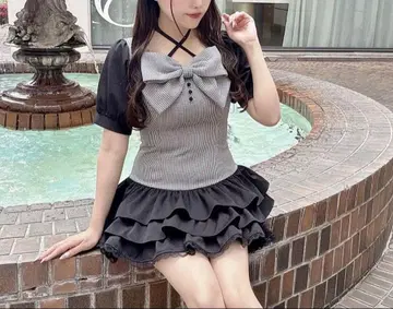 에블린 빅 리본 티어드 원피스 블랙 화이트