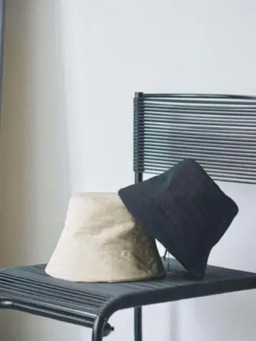 La Maison de Lyllis 버킷햇 블랙