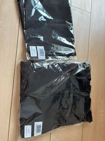 시 차광 후드티