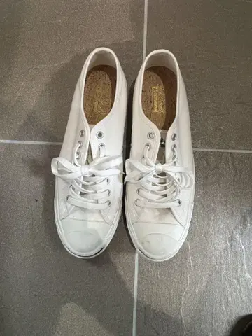 컨버스 스니커즈