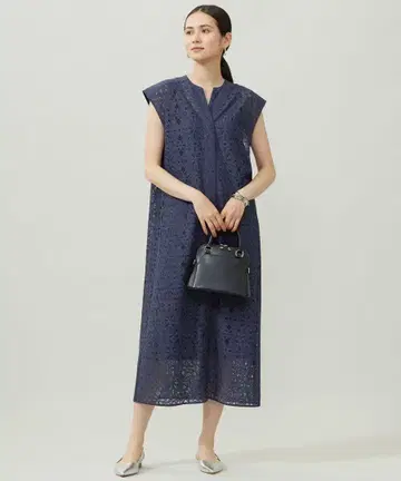 자유구 플라워 타일 레이스 원피스