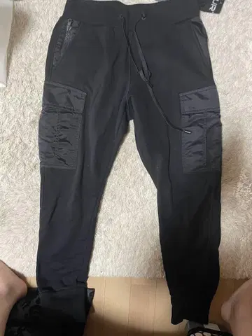 ES NATION 블랙 조거 팬츠
