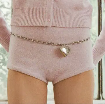 the virgins heart chain belt